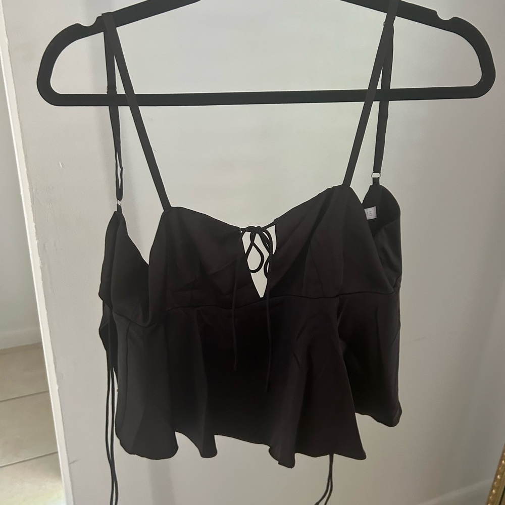 Chic Black Women's Crop Top